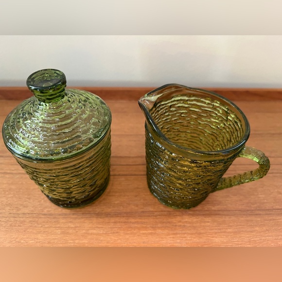 Vintage Anchor Hocking Soreno Avocado Green glass sugar bowl and creamer set - Picture 2 of 6